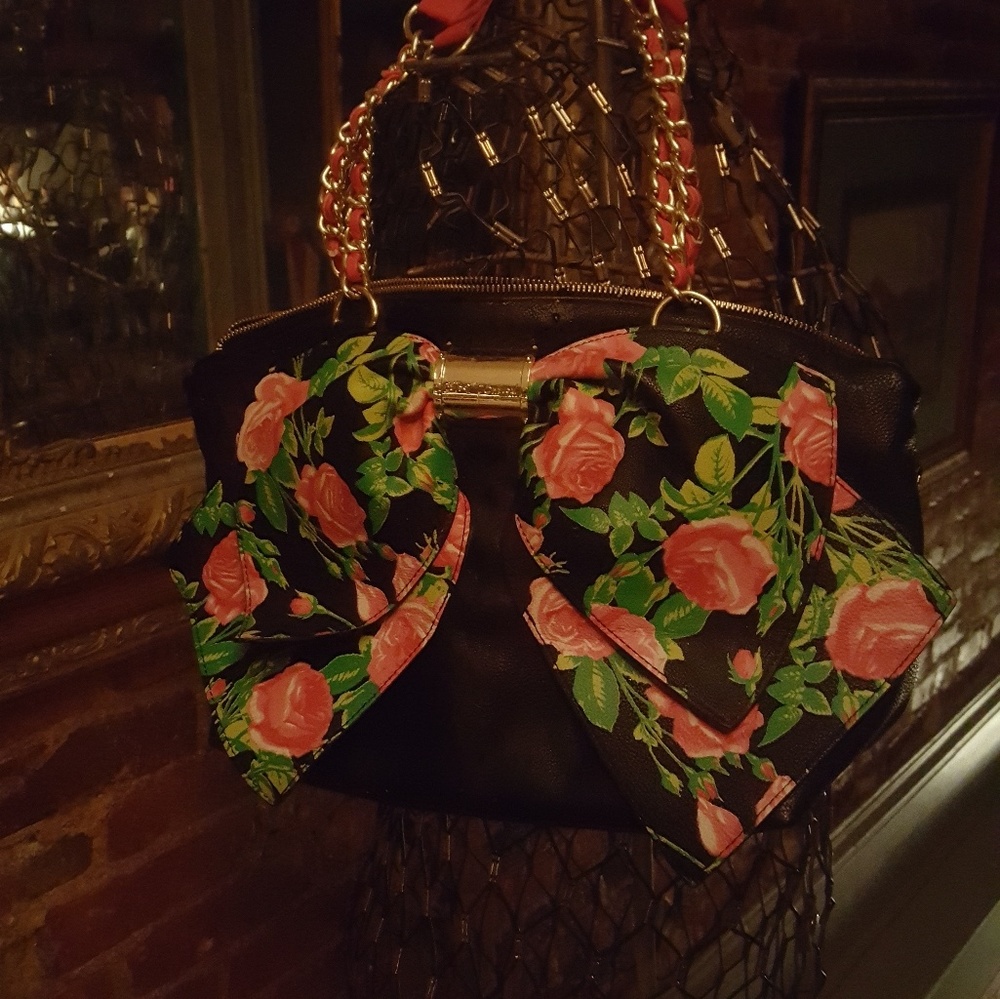 Betsey Johnson big bow bag